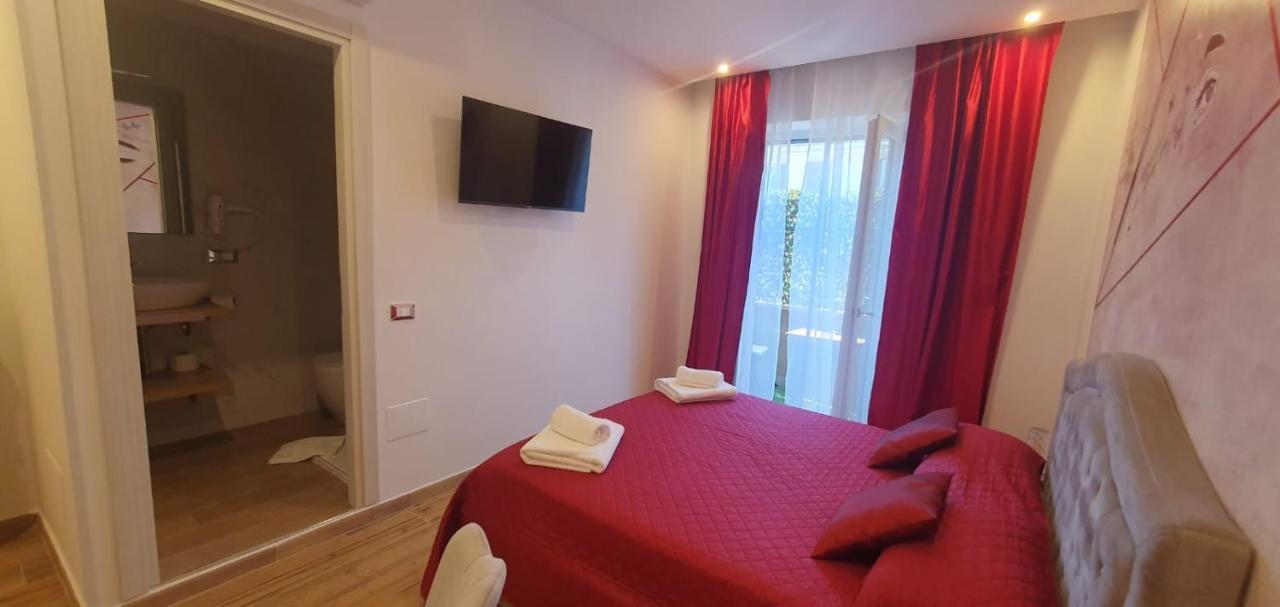 Prisco House Bed & Breakfast Rome Bagian luar foto